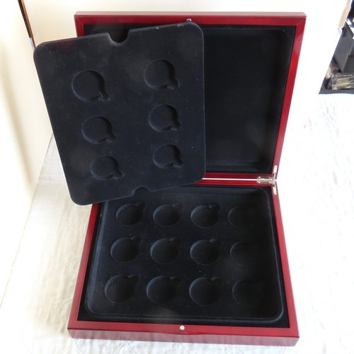 Wooden coin presentation - wooden, 18