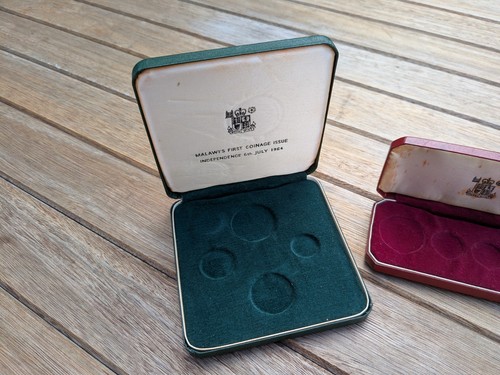 Royal mint empty - coin, /
