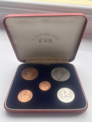 1st decimal coin - 1st, uk