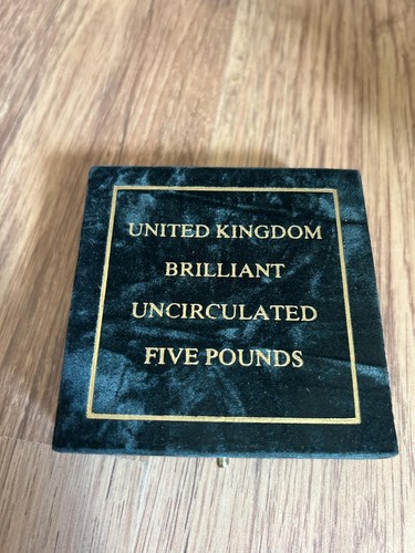 Royal mint green velvet coin - royal,