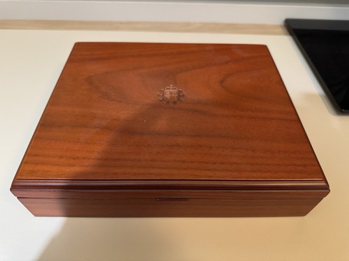 The royal mint sovereign - the,