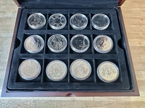 Collection 5 coins - £5,