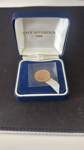 2000 half sovereign coin - 2000,